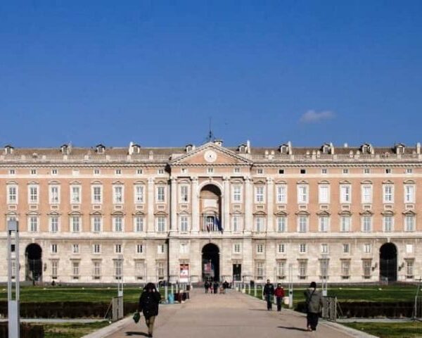 Caserta, imposta di soggiorno, l’Abbac chiede rinvio e propone modifiche